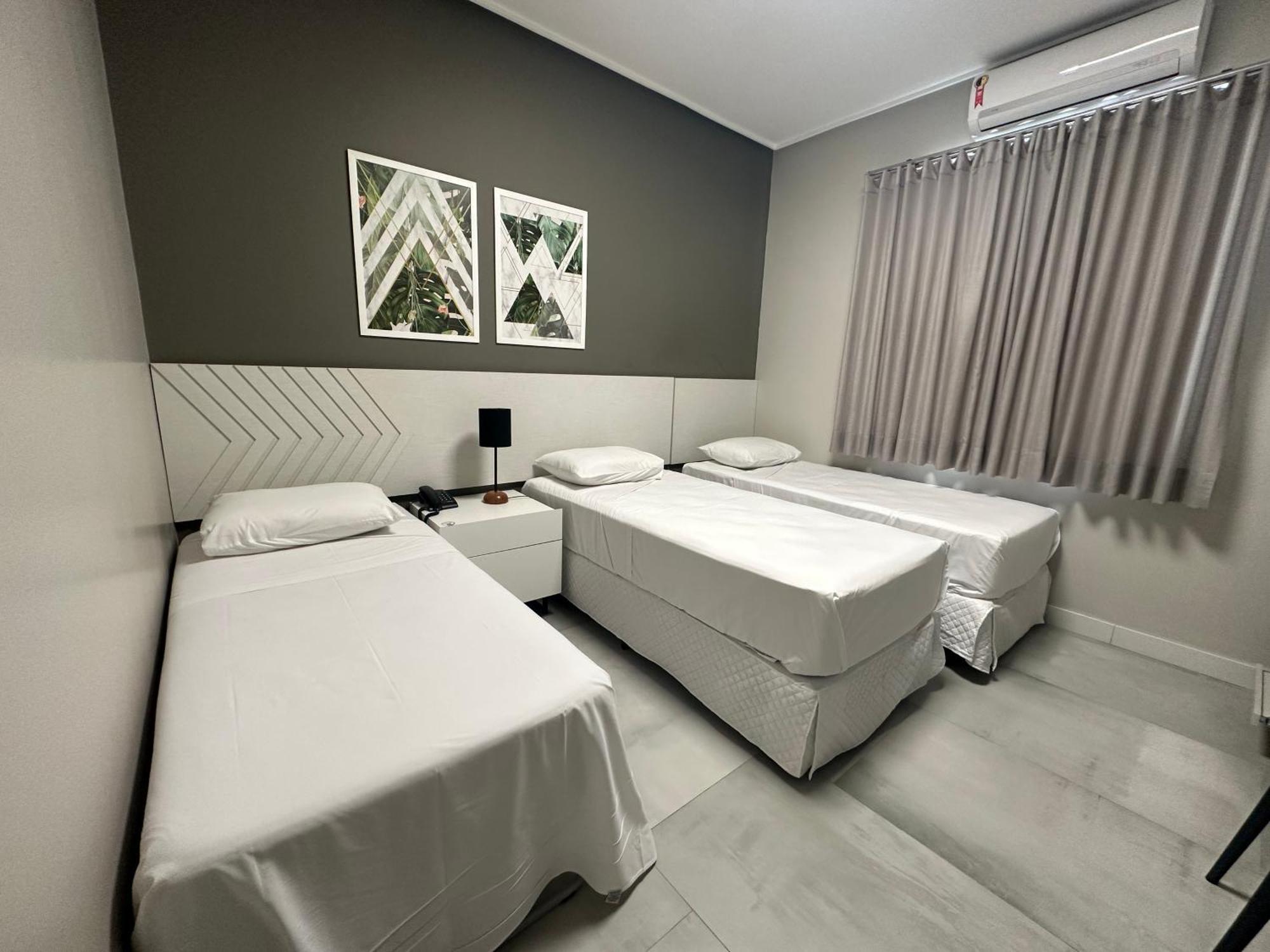 Dm Hotel Propriá Kültér fotó